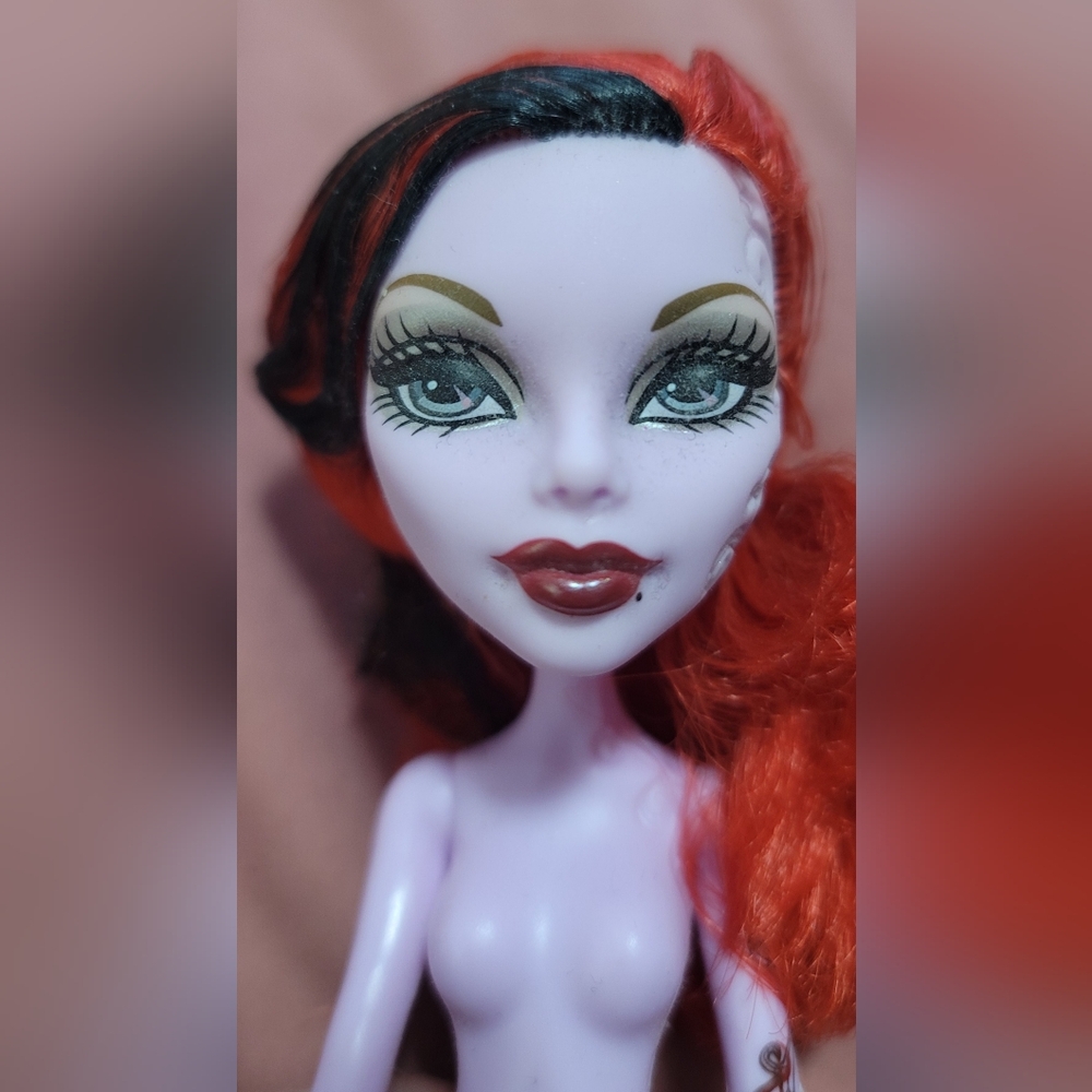monster high DIE-NER OPERETTA, nude -- g1 (2003)